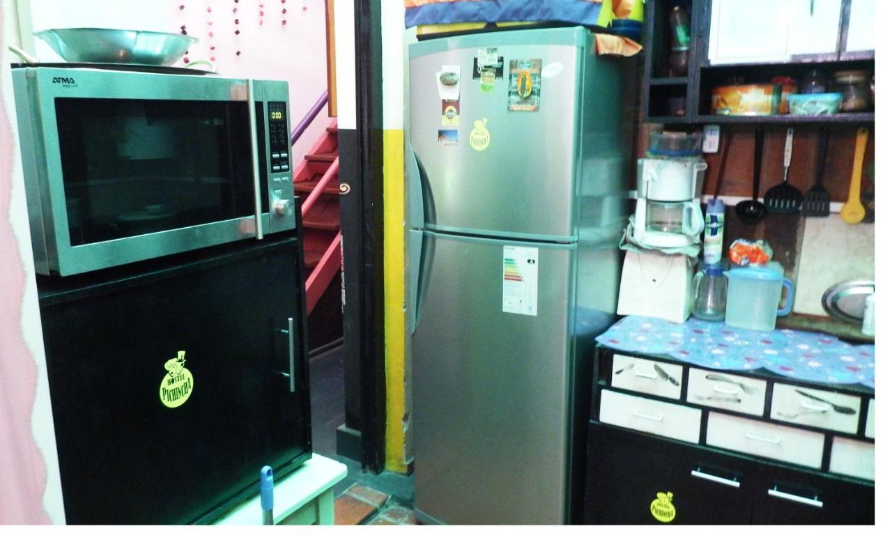 Hostel De Pichincha Gualeguaychú エクステリア 写真