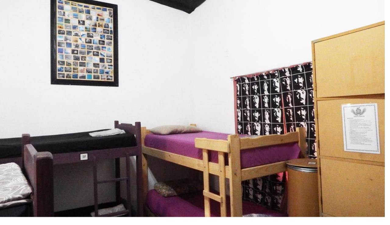Hostel De Pichincha Gualeguaychú エクステリア 写真